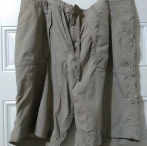 North face hiking shorts size 16